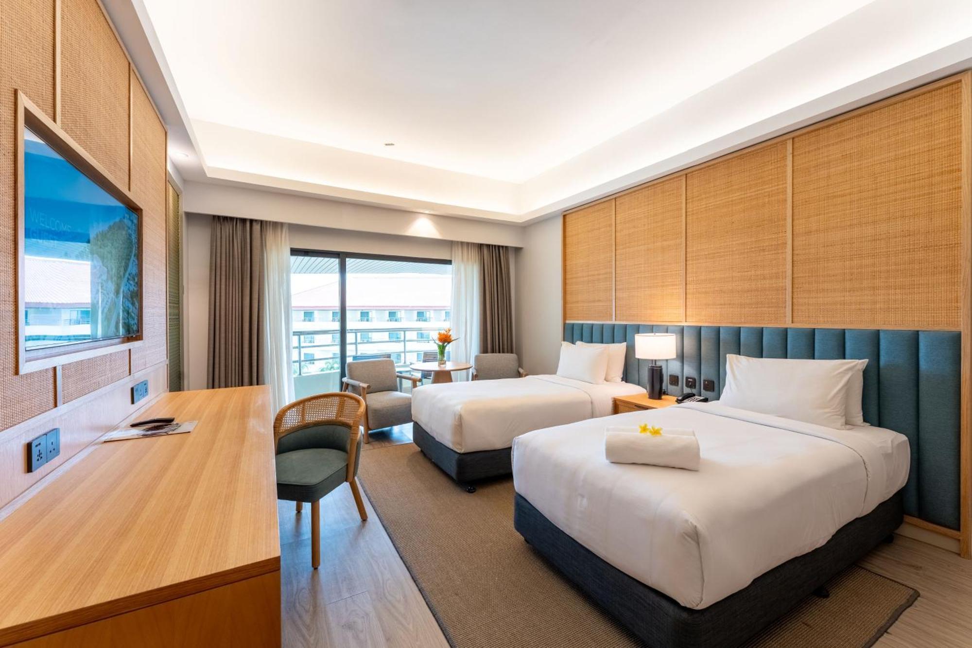 Premier Deluxe Sea-Facing Twin,1746830110:JPEG